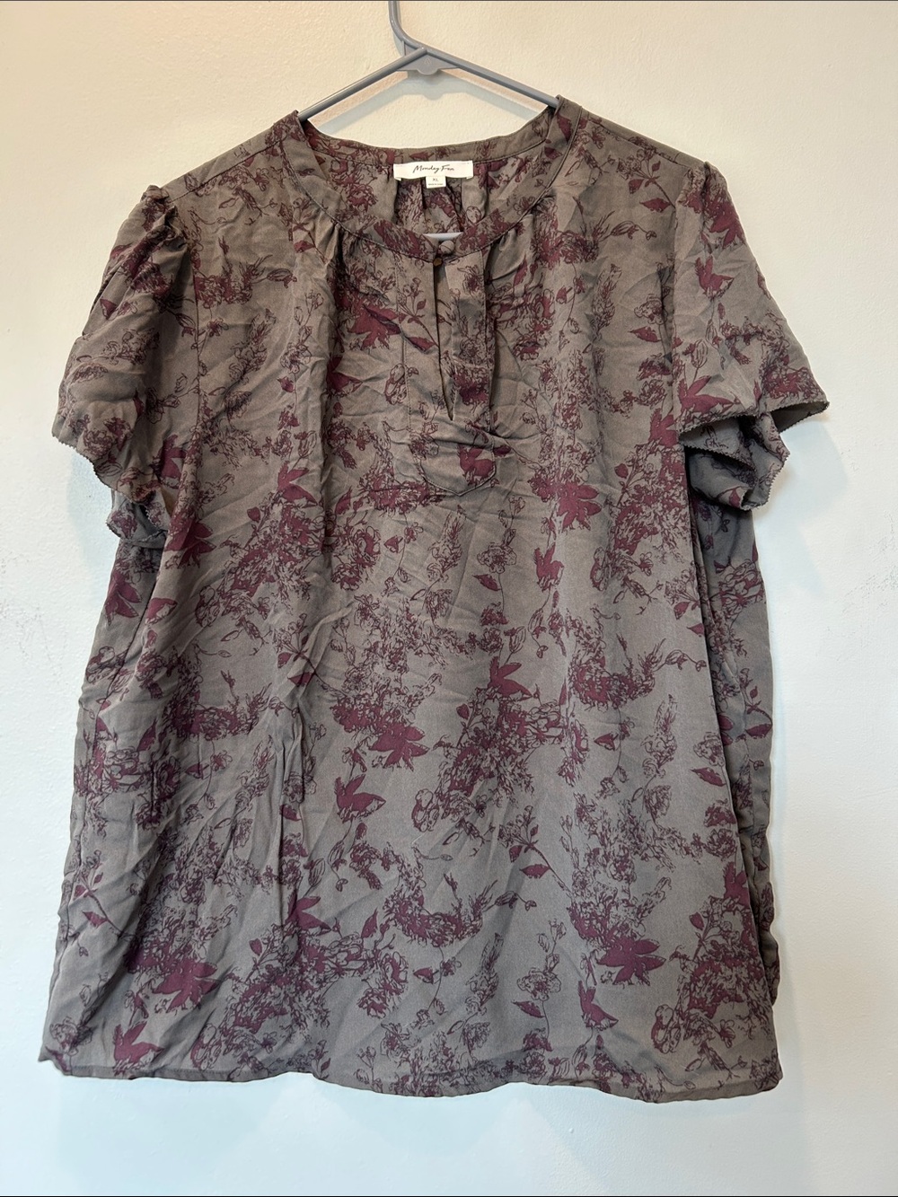 Monday Fun XL Gray Blouse with Plum Floral Print